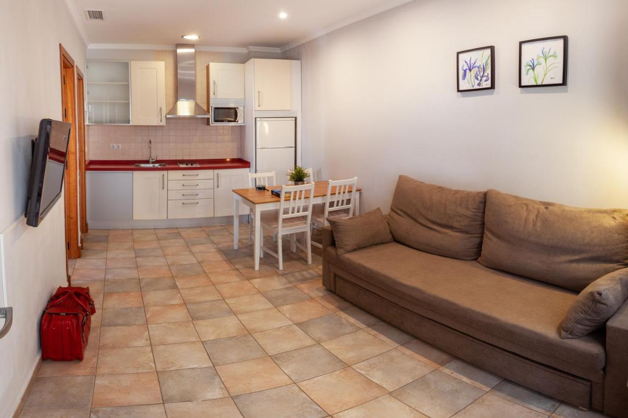 טריפה Apartamentos Gravina מראה חיצוני תמונה