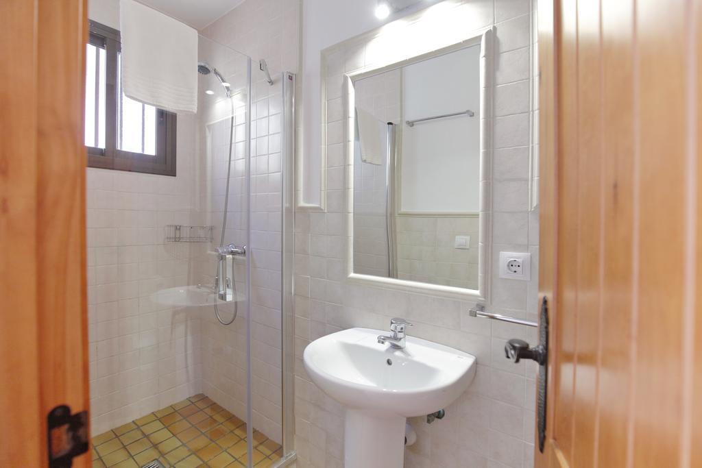 טריפה Apartamentos Gravina מראה חיצוני תמונה